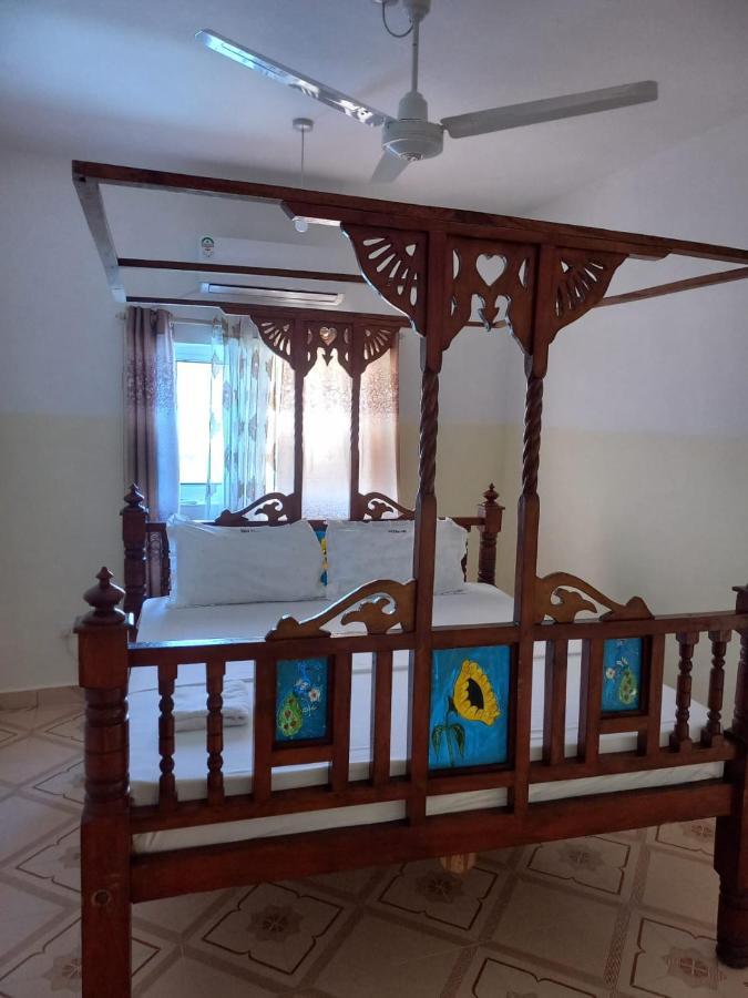 Rhino Apartment Watamu Kültér fotó